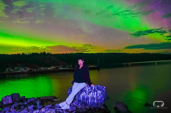 Yellowknife Private Northern Lights Tour with Transportation - Private pickup and a small group feel (up to 4)