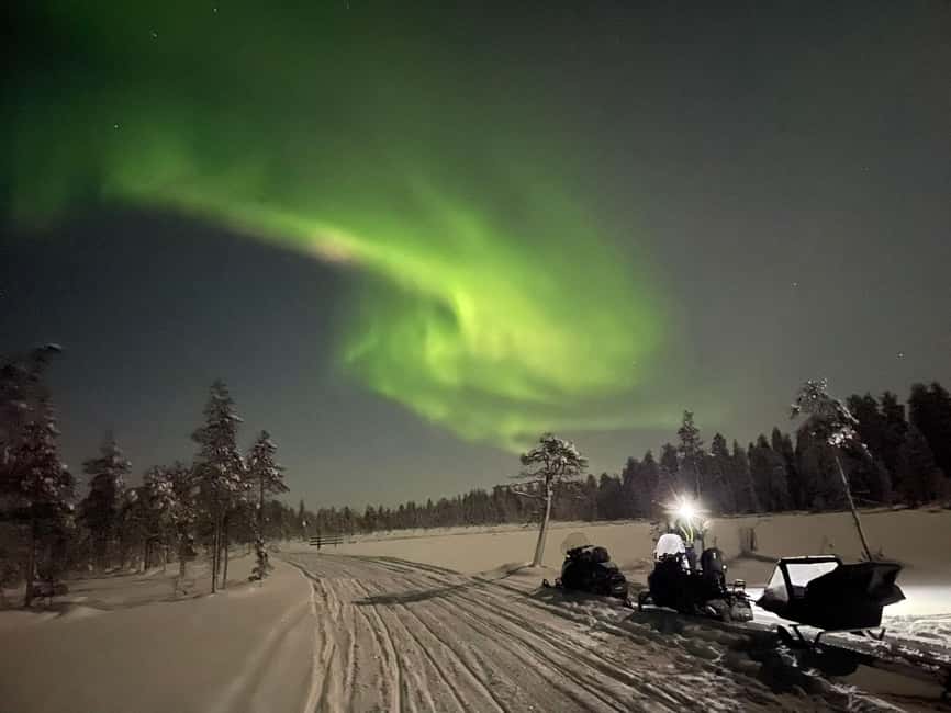 Ylläs: Northern Lights Snowmobile Safari with Transfers - Getting Geared Up: Comfort You Can Actually Feel